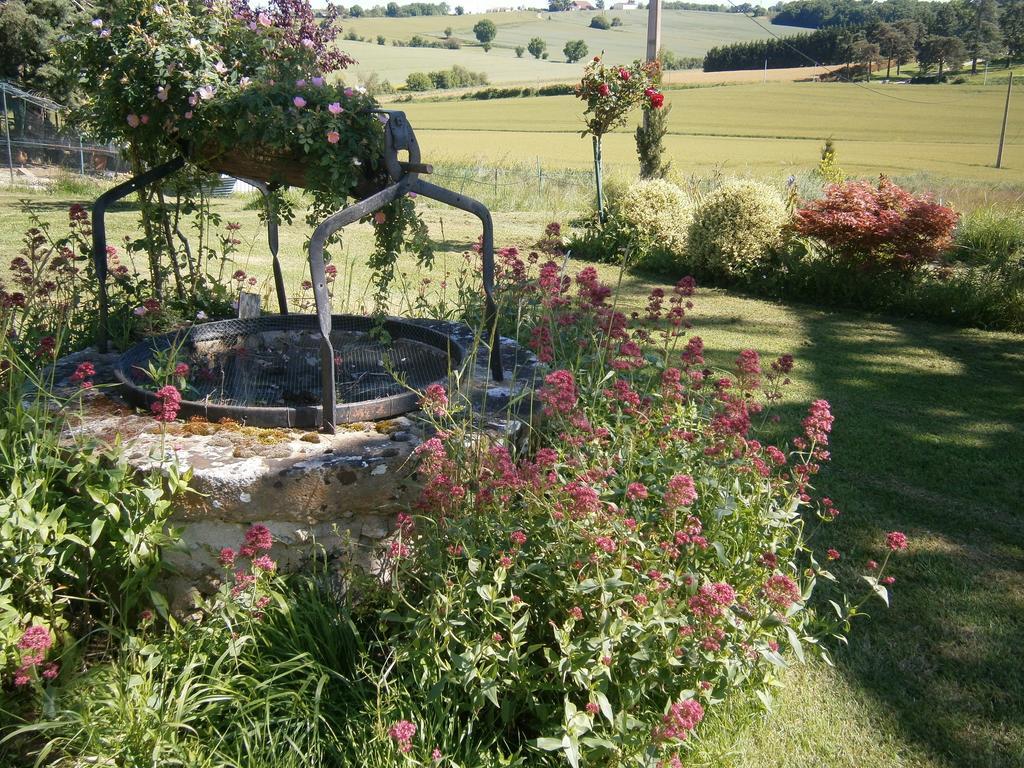 Les Chalets D'Hôtes Esprit Nature Tudelle Extérieur photo